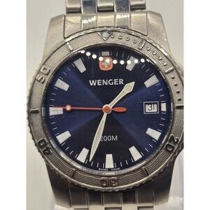 Wenger Swiss Military Men's Blue Dial Quartz 200m Dive Watch. 43mm. New Battery